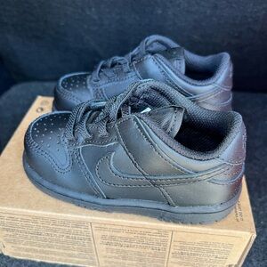 NIKE DUNK LOW (TD) BLACK/BLACK (FB9107 009) Size 7C Refurbished!